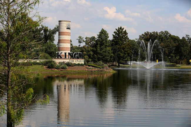 Passing the entrance of the Kingwood community to replace the ignition and make a new key for a client's car.