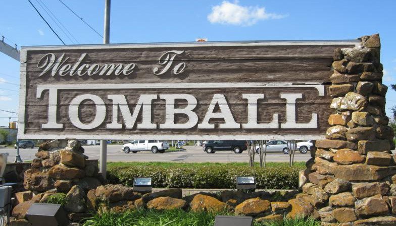 Entering Tomball TX area to provide locksmith service to the customer.