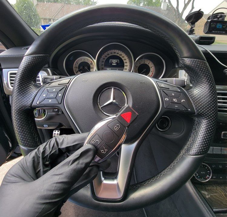 Car Key Guy locksmith made a Mercedes key fob replacement for 2014 CLS550 at the client's location in Houston, TX.